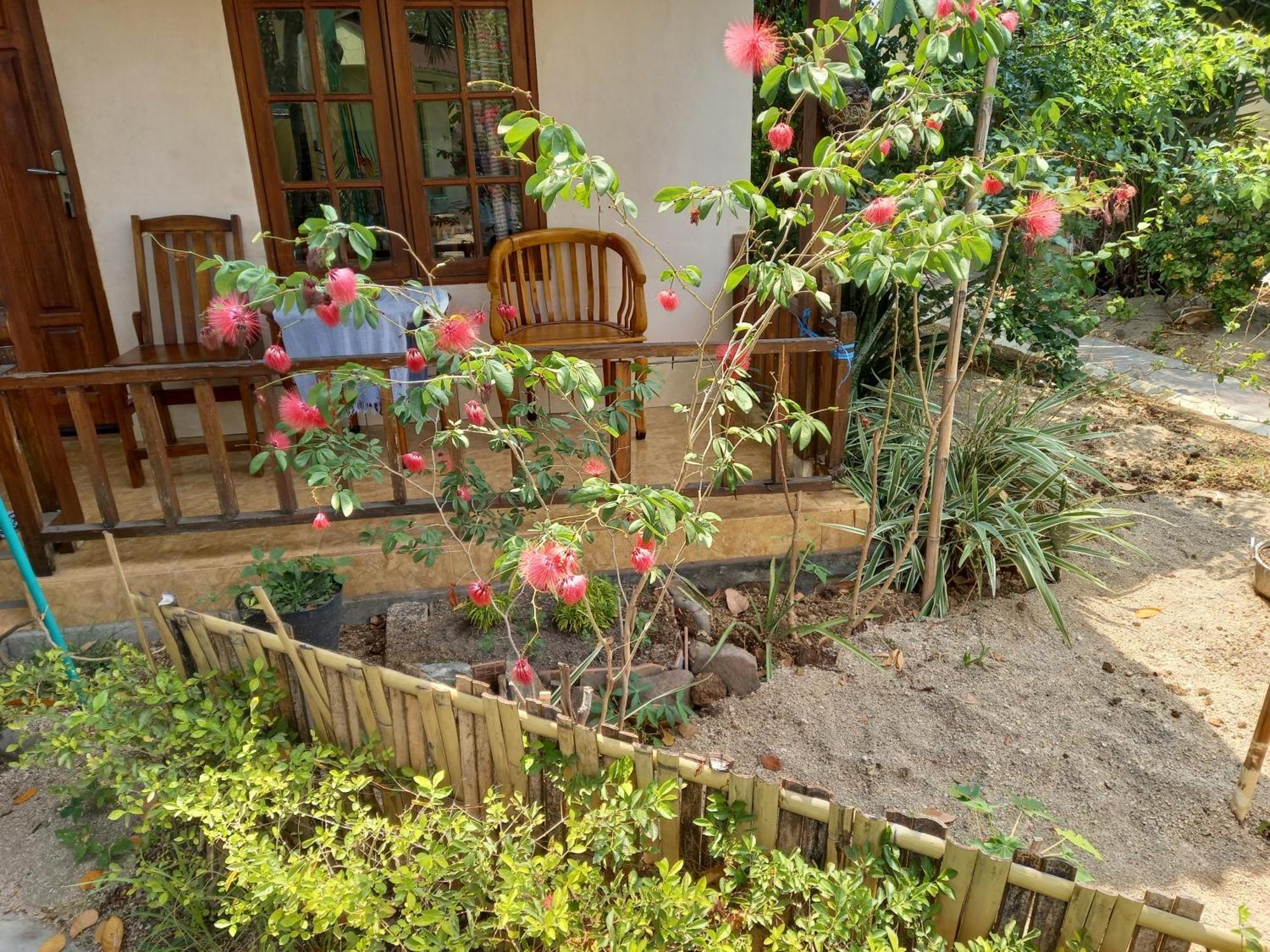 Arnel Bungalows เซงกีกี ภายนอก รูปภาพ